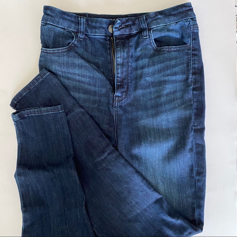 American Eagle Curvy High Rise Jeans - Size 10